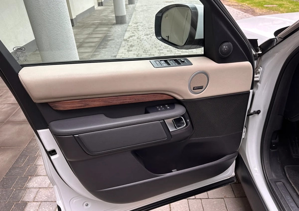 Land Rover Discovery cena 147700 przebieg: 127845, rok produkcji 2017 z Ciechocinek małe 436